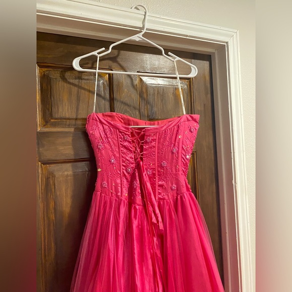 Pink, Size 2 - Picture 3 of 5